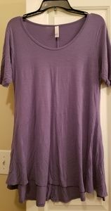 Lularoe Perfect tee lilac color